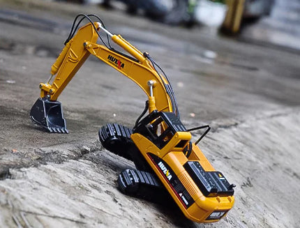 Alloy Excavator Model Toy for Kids (Decorative Vehicle)