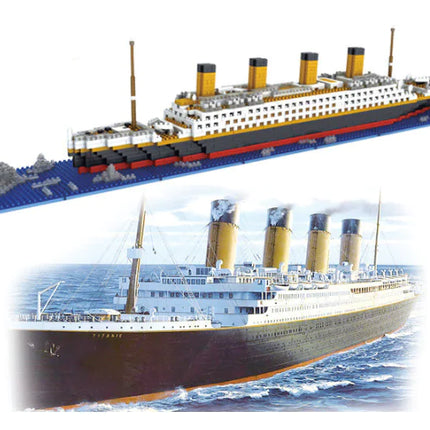 Puzzle building blocks Titanic