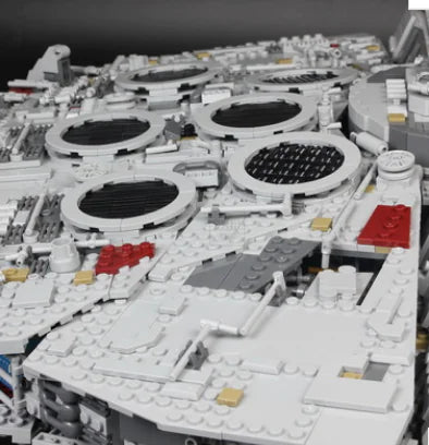 LEGO Star Wars Millennium Falcon Building Set 05007